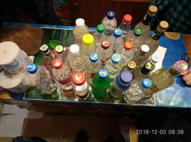 У Луцьку продавали нелегальний алкоголь. ФОТО