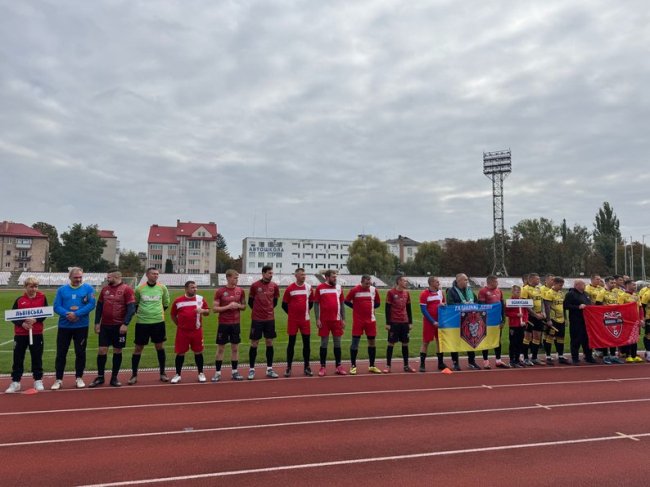 У Луцьку провели футбольний турнір серед ветеранів «Кубок побратимів». ВІДЕО