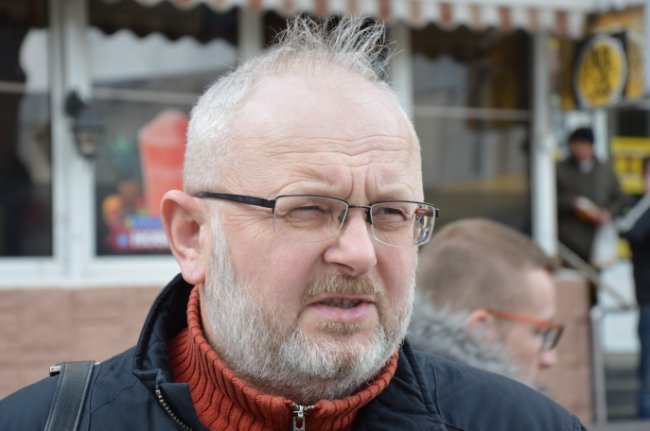 Машину доводиться ремонтувати кожні півроку, - лучани про стан волинських доріг 