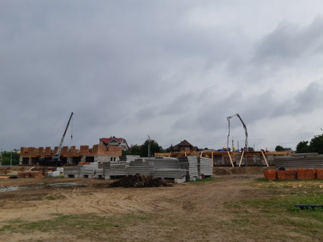 «Західний Олімп» завершує першу чергу будівництва сучасних квартир під Луцьком*. ФОТО