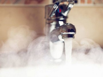 У Луцьку медзаклади та 39 житлових будинків тимчасово залишаться без гарячої води