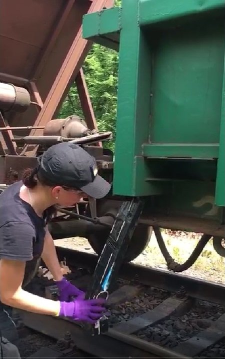 На Волині у потязі, що прямував до Польщі, знайшли контрабанду. ФОТО