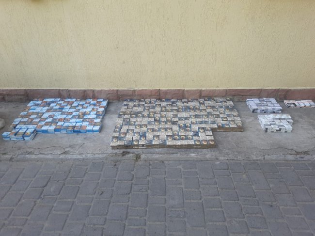 На Волині у потязі, що прямував до Польщі, знайшли контрабанду. ФОТО