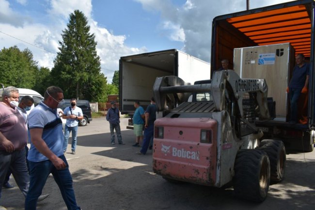 Волинські лікарні отримали нове медобладнання для боротьби з коронавірусом. ФОТО
