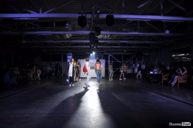 Свято краси і моди: як мийку в Луцьку перетворили на модний подіум