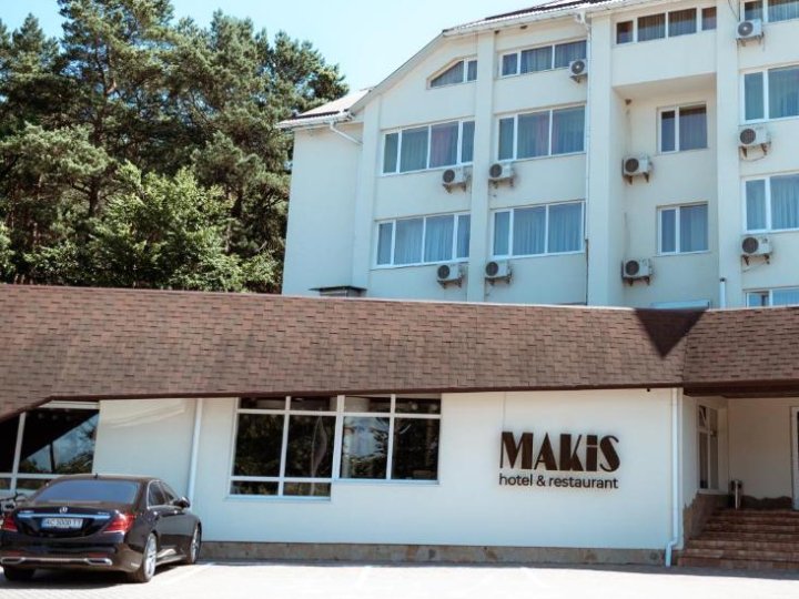 Шахрай привласнив $1750, ошукавши готельно-ресторанний комплекс біля Луцька