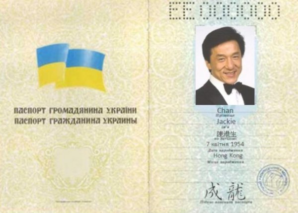 Інтернет глузує з актора Депардьє, який вирішив переселитися у Росію