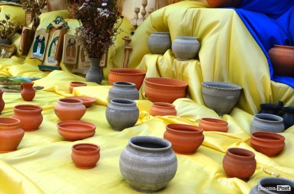 У центрі Луцька - фестиваль творчості дітей. ФОТО