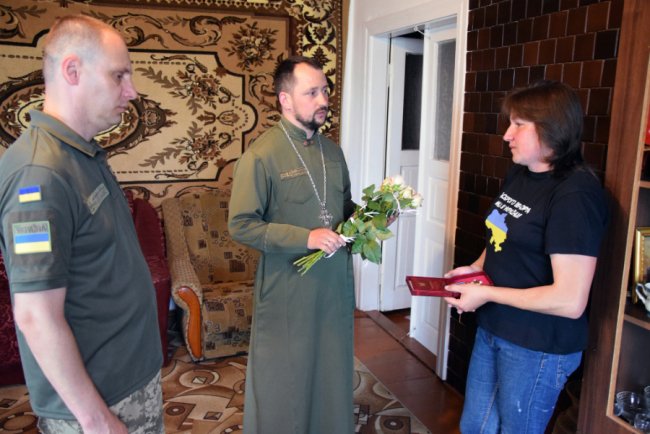 На Волині рідним загиблих Героїв-прикордонників вручили державні нагороди. ФОТО 