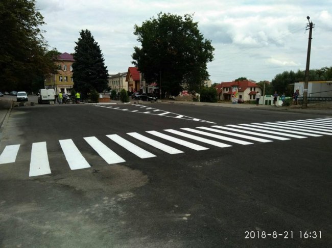 У центрі Горохова – нова розмітка. ФОТО