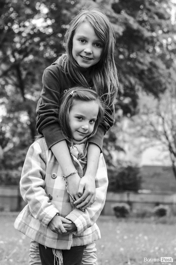 Стильний Луцьк. Портрет дня:  Настя і Аня