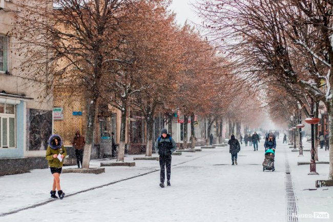 Засніжений Луцьк. ФОТОРЕПОРТАЖ