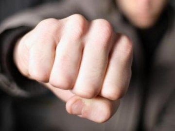 Чоловік, який до смерті побив перехожого у центрі Луцька, сяде у тюрму