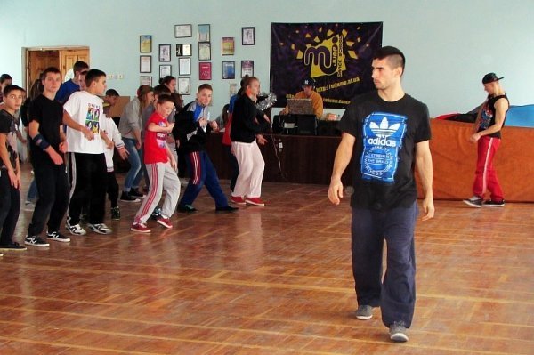 У Володимирі-Волинському провів майстер-клас іменитий танцюрист. ФОТО