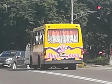 У волинському місті «засвітився» автобус відомого шоу. ФОТО 