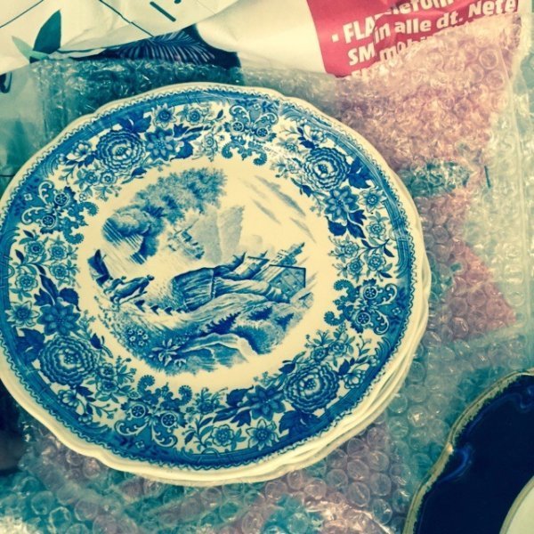 На митному пості Волині виявили раритетні речі. ФОТО