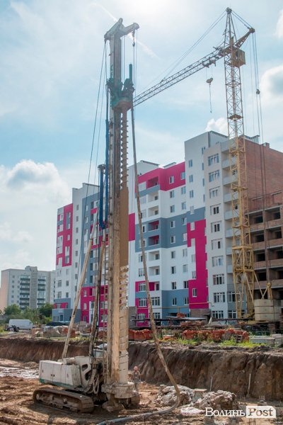 Яскравий фасад та неймовірні краєвиди: як будують  ЖК «Caramel Residence» у Луцьку*