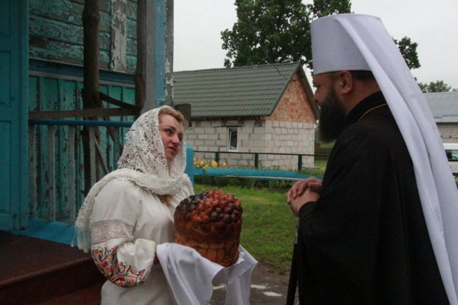 Митрополит Михаїл вперше відвідав волинське село. ФОТО