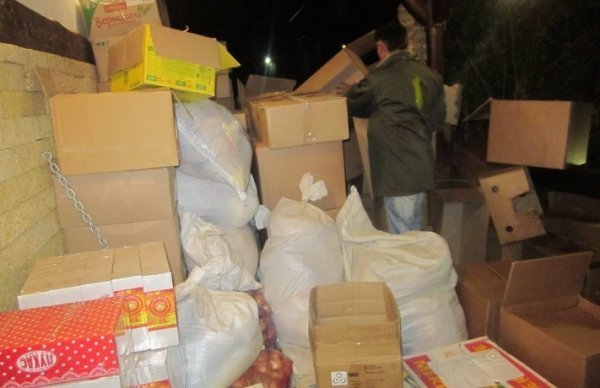 Майже 5 тонн допомоги відправили волинські автомайданівці на схід. ФОТО