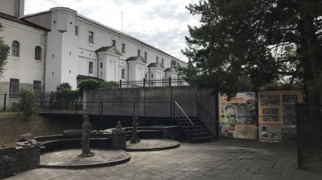 У Луцьку відкрили «Сад скульптур» Миколи Голованя