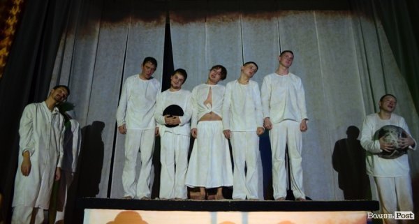 Театр «Гармидер» «збожеволів» на сцені. ФОТО  