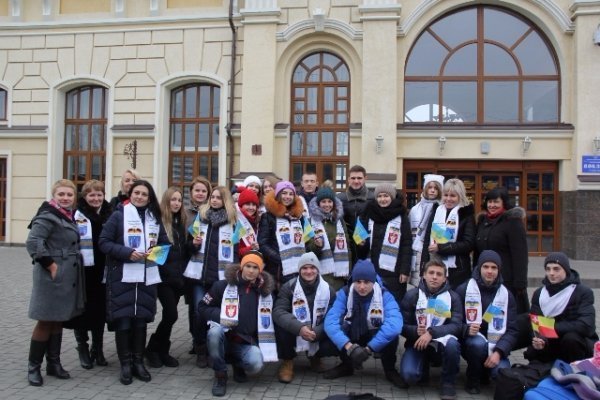 Діти з Волновахи завітали до Луцька