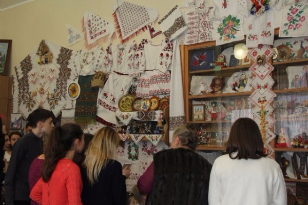 Діти з Волновахи завітали до Луцька