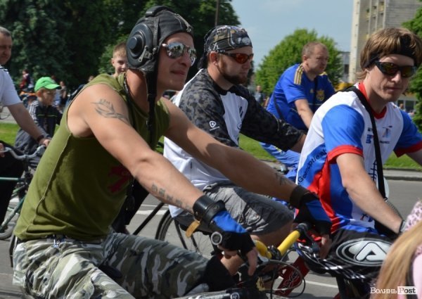 Велодень у Луцьку зібрав більше тисячі людей. ФОТО 