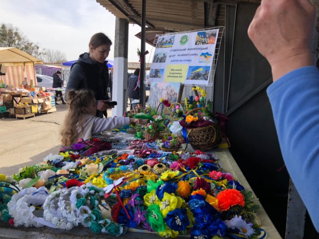 Представники волинського коледжу за місяць наярмаркували на ЗСУ понад 60 тисяч гривень