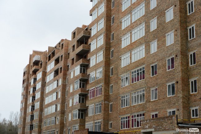 Як у Луцьку будують яскравий ЖК «Caramel Residence». ФОТО*