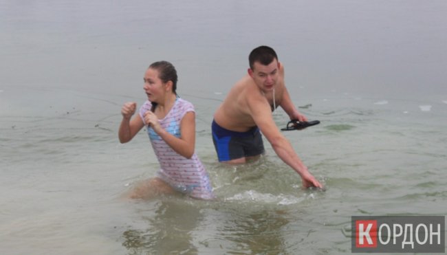 У селі Любомльського району вперше організували водохресні купання.  ФОТО