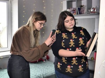 Сестри з Волині створюють подкасти про книги сучасних українських письменників. ВІДЕО