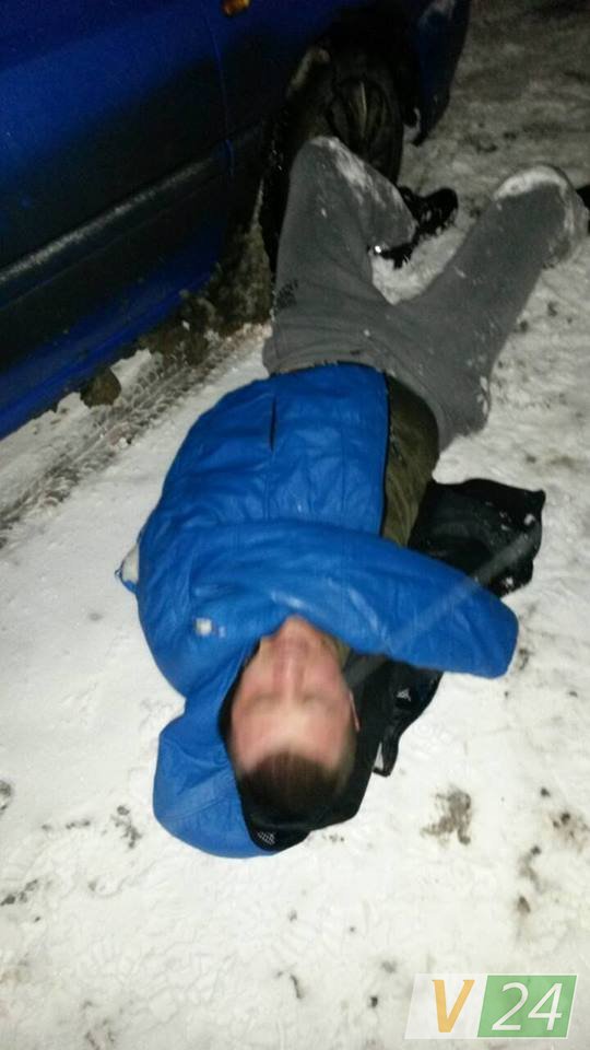 П’яний молодик у луцькому барі кидався на людей із ножем