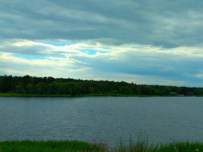 Чарівні світанки Хрінницького водосховища. ФОТО