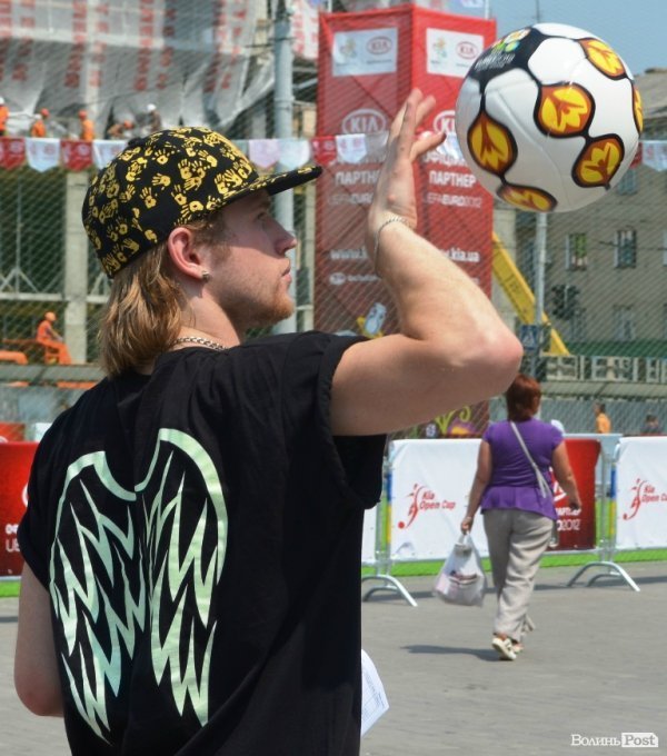 У Луцьку під Танок на Майдані Конго стартував KIA Fan Fest