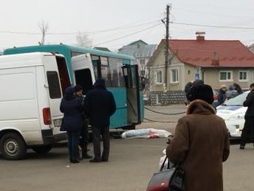 Перевізник, через водія якого загинула директорка школи з Волині, виплатить її дітям 210 тисяч
