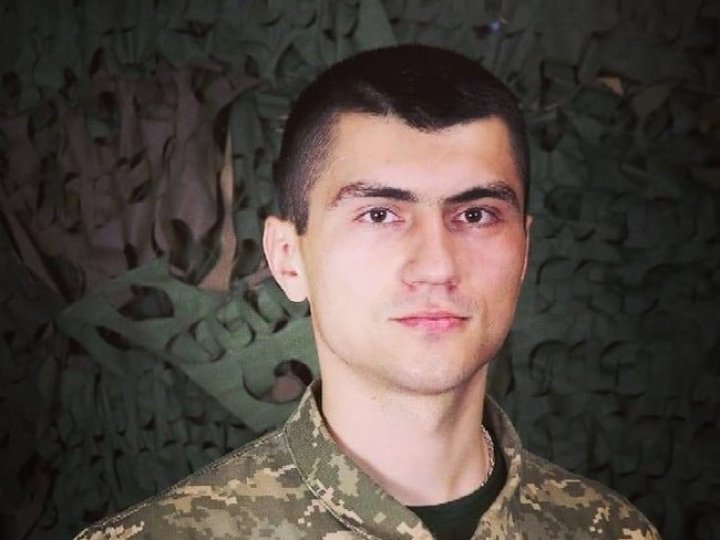Могилу Героя України, уродженця Волині, Тараса Матвіїва осквернили на Львівщині, - поліція