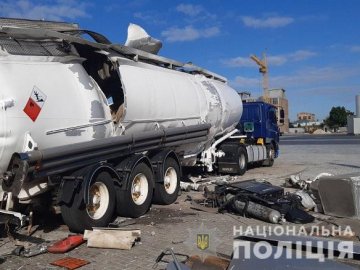 У Києві вибухнула автоцистерна з газом: є загиблий і травмований