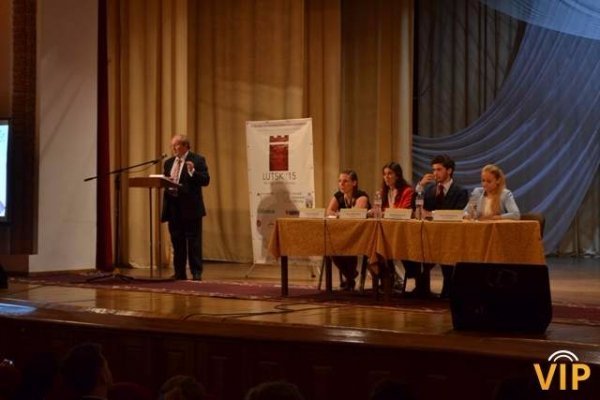 Молодь із чотирнадцяти країн з'їхалась до Луцька - говорити про мир. ФОТО