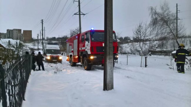На Волині рятувальники витягли з кюветів 14 автівок. ФОТО