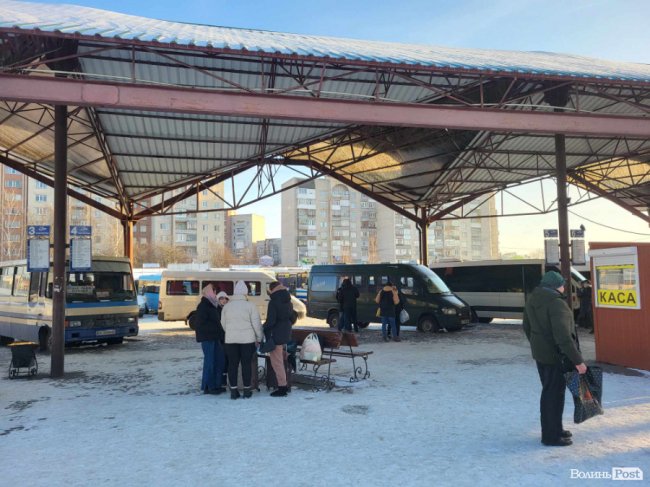 Або квиток, або 30 гривень: за перебування в залі очікування луцької автостанції беруть гроші