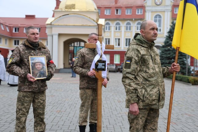 Луцьк попрощався з Героєм Сергієм Коровіцьким