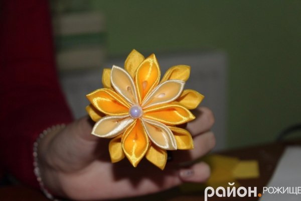 Волинська майстриня показала, як зробити новорічну іграшку власноруч 