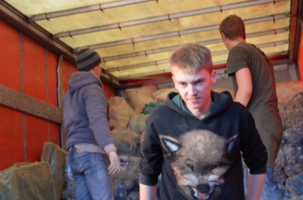 Третя фура гуманітарної допомоги з Волині дісталася до вояків. ФОТО