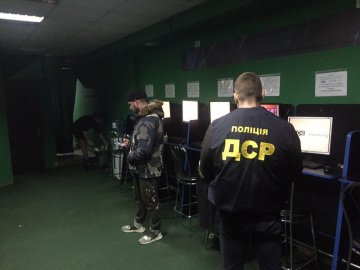 З ігрових закладів Волині за добу вилучили обладнання на 3 мільйони. ФОТО