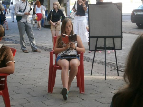 Книжковий флешмоб в Луцьку. ФОТО
