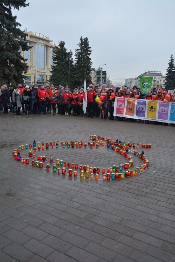 «Свічкова хода» у Луцьку: як це було