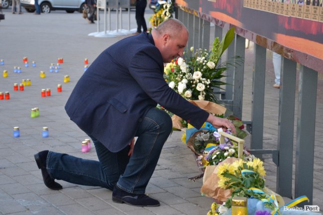 «Небо бачить, що їх пам'ятають». У Луцьку вшанували загиблих в Іловайському котлі