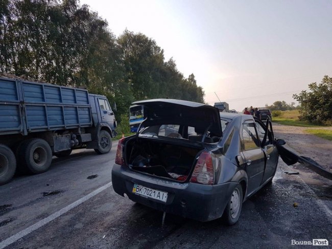 На трасі «Луцьк-Рівне» - моторошна аварія. ФОТО