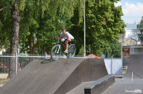В Луцьку відбувся турнір зі скейтингу. ФОТО